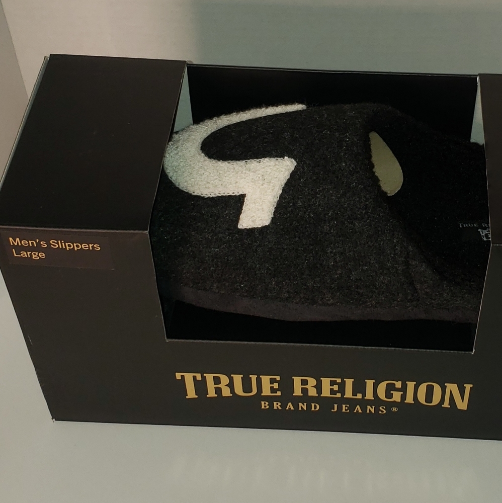 Size large men's true religion slippers